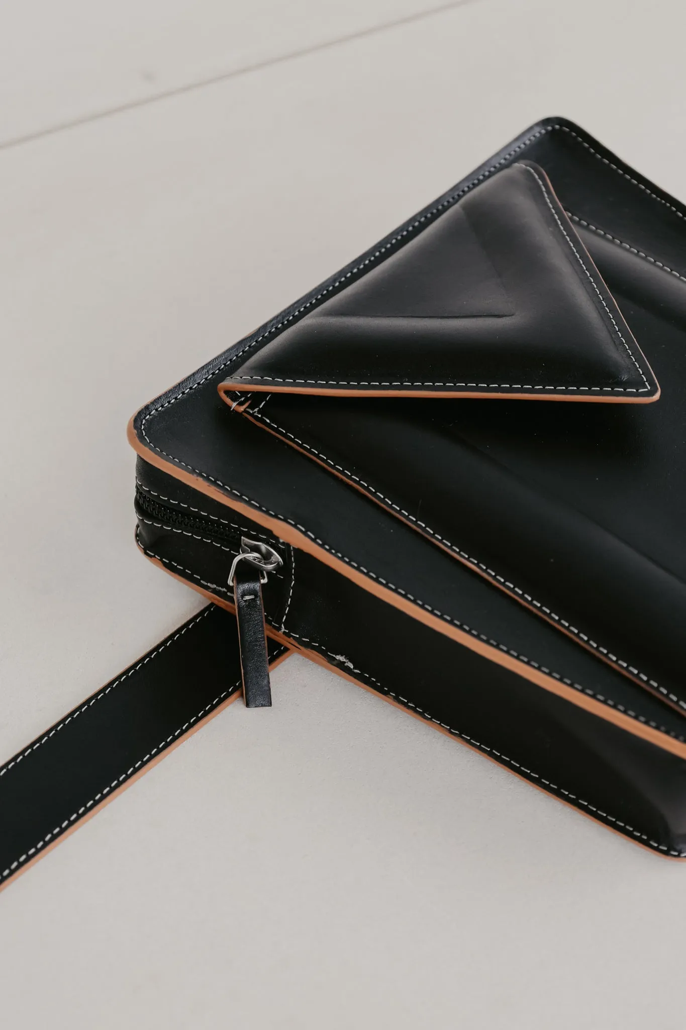 Belt Bag: Belt XL Stitched Tricolor Black   Trapezium M Stitched Tricolor Black