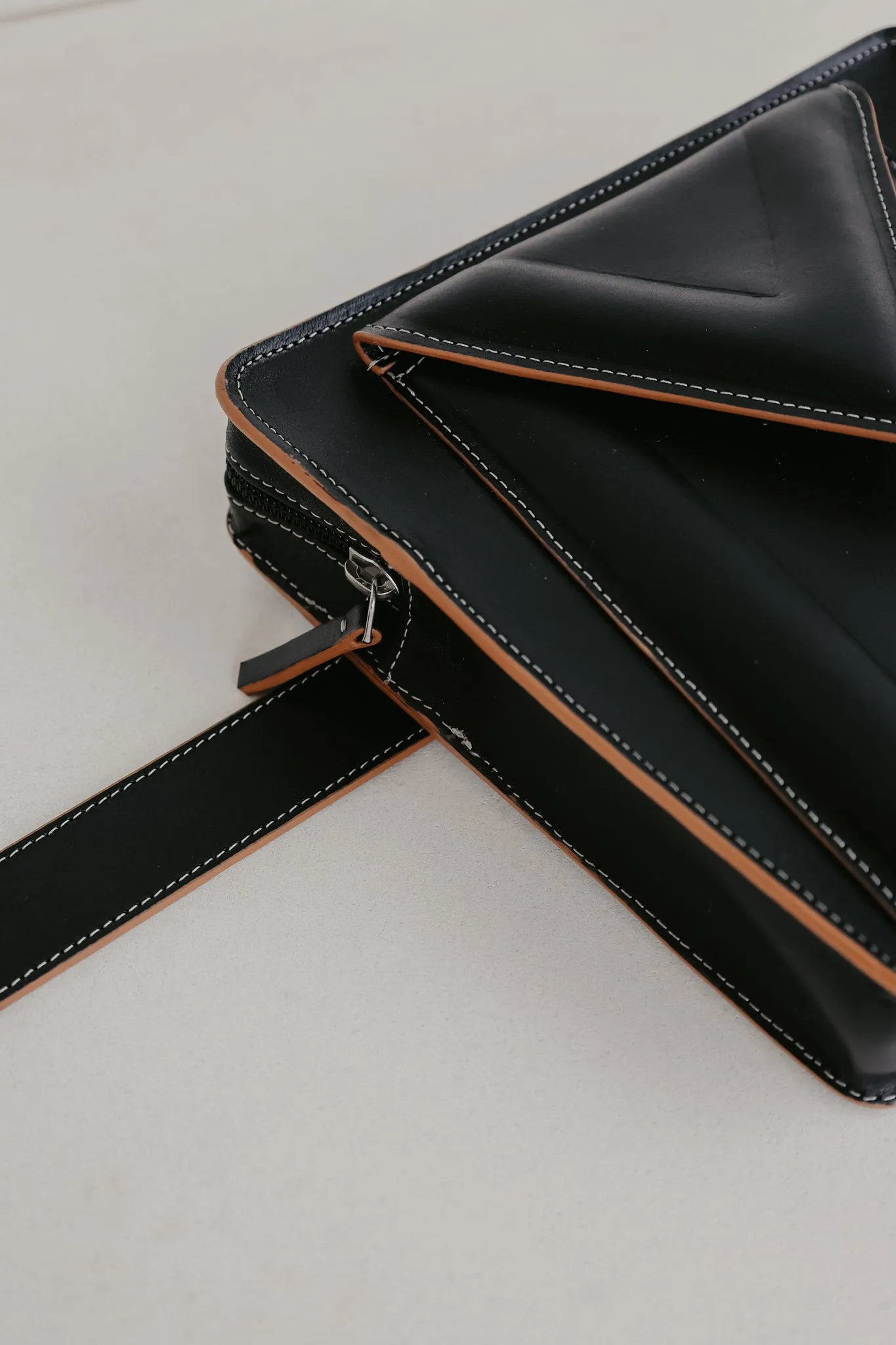 Belt Bag: Belt XL Stitched Tricolor Black   Trapezium M Stitched Tricolor Black