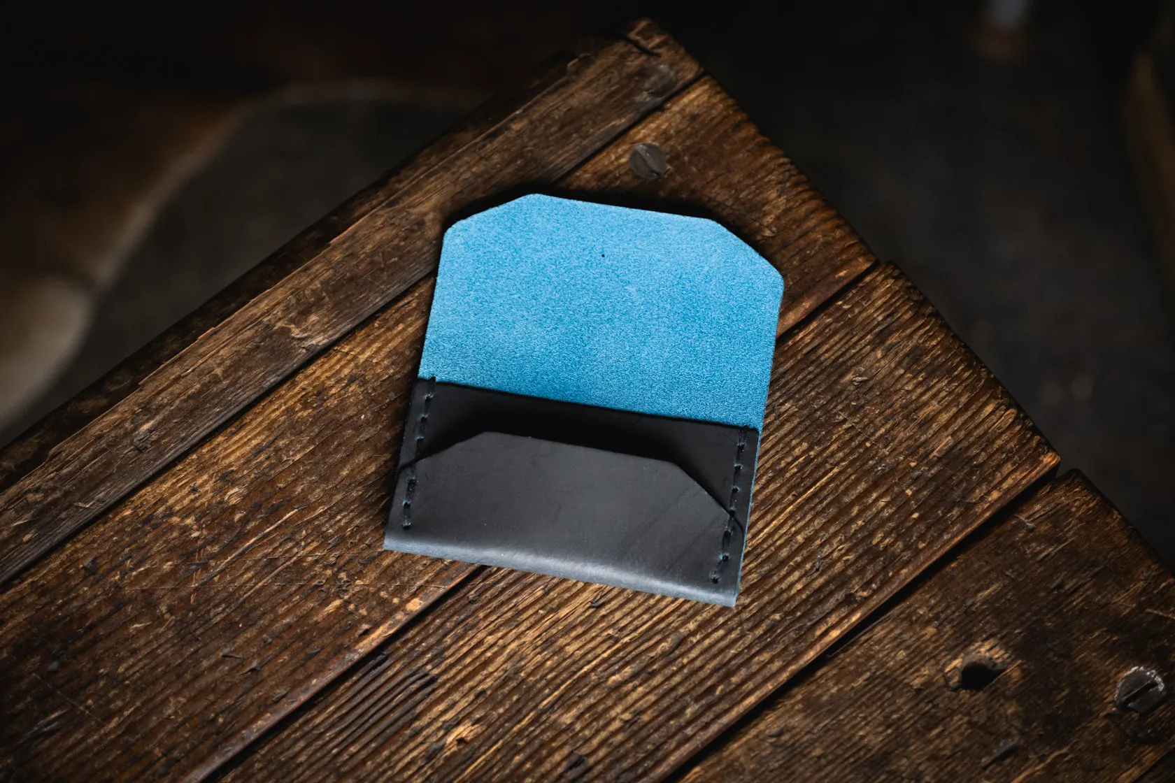 LIMITED - Black Blue Ghost