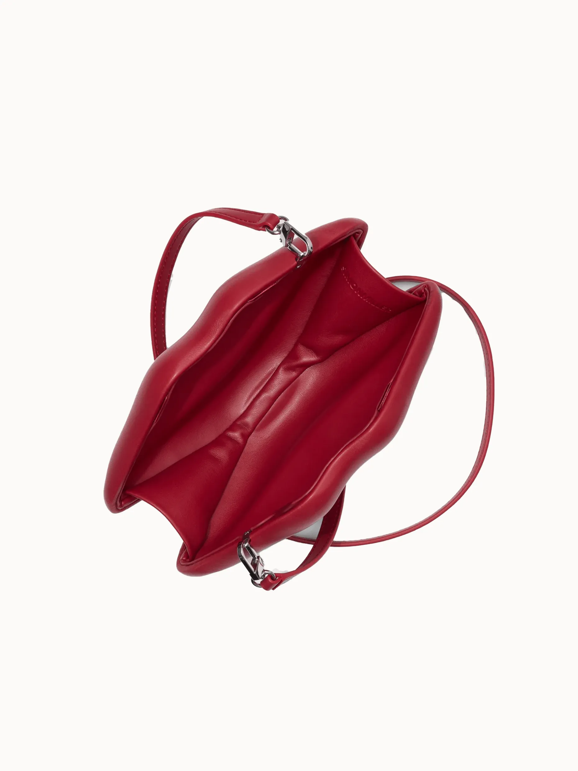 Lip Clutch